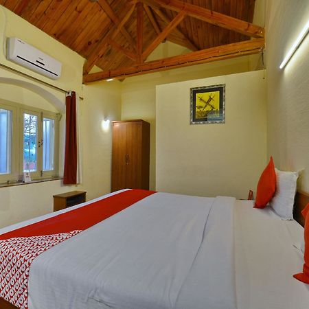 Oyo 12402 Mushkil Aasan Hotel Маунт Абу Екстериор снимка